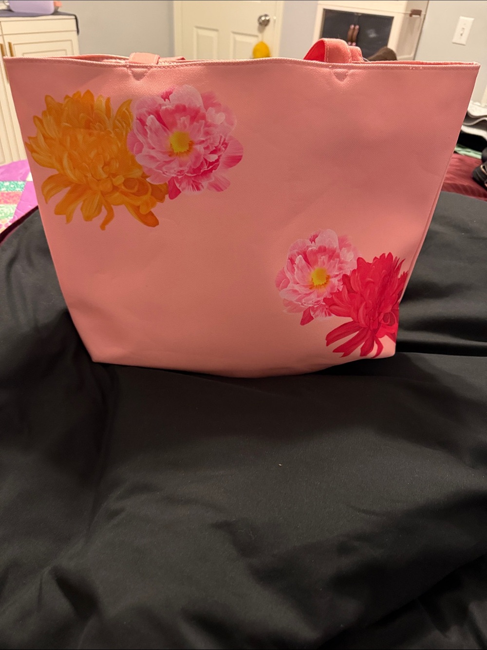Yankee Candle Pink Floral Tote with Yellow and Red Blooms